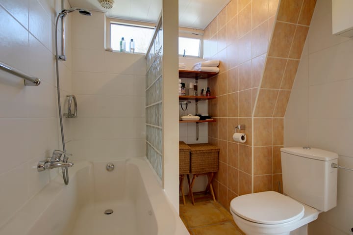 Foto 32 van Burgemeester Mr. H.J. Engelkens-laan 13