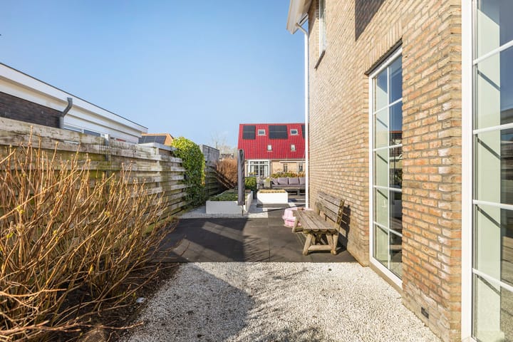 Foto 29 van Hissemar 10