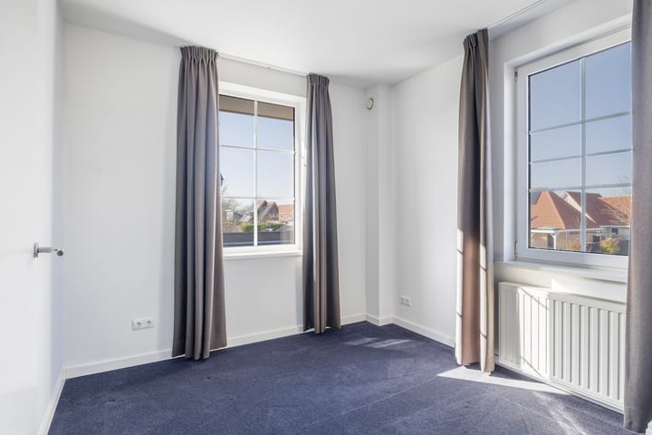 Foto 42 van Hissemar 10