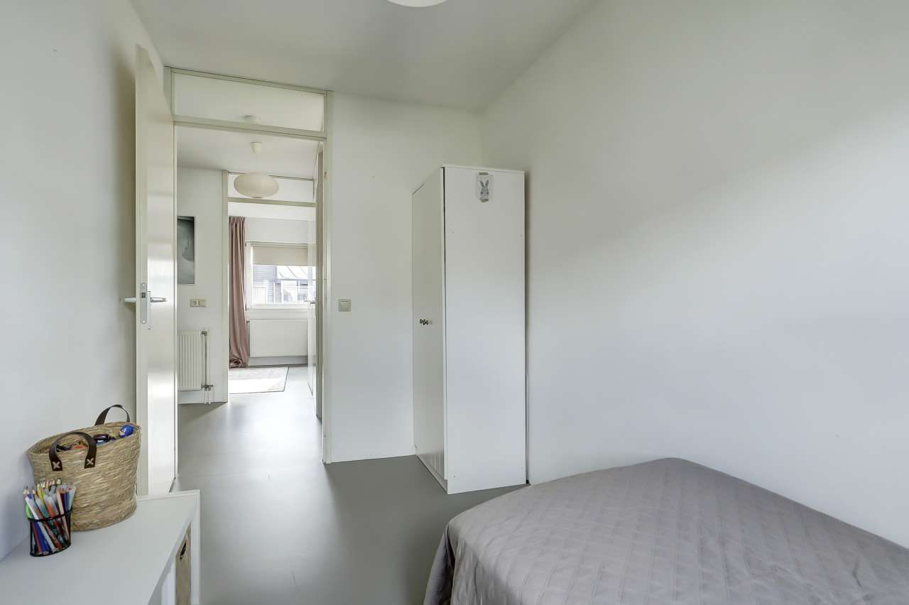 Photo 24 of Herman Heijermansstraat 120