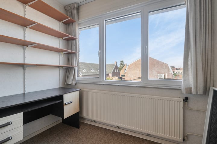 Foto 29 van Schilderstraat 4