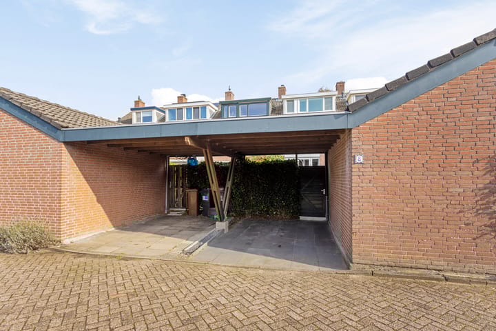 Foto 3 van Van de Woestijneheem 8