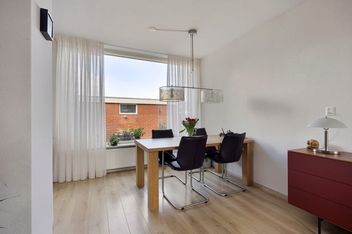 Foto 8 van Bernhardlaan 25