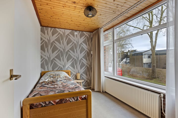 Foto 16 van Bernhardlaan 25