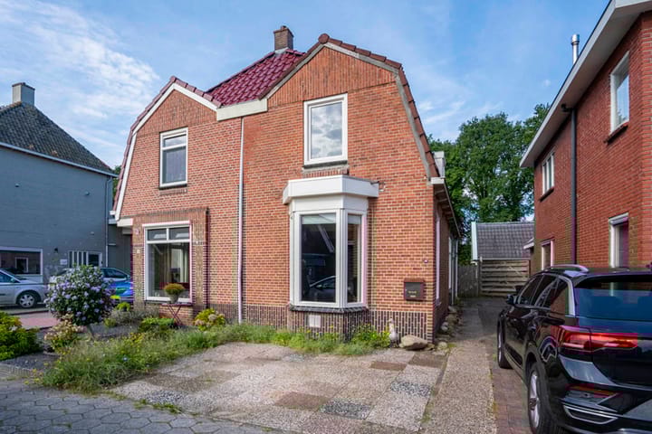 Foto 1 van Middenweg 48