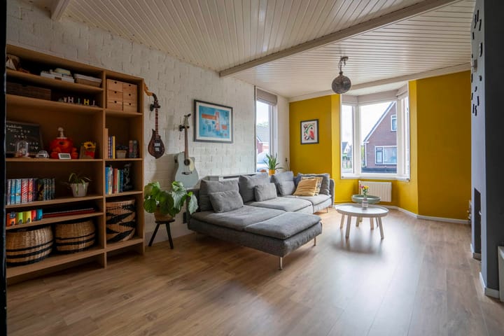 Foto 2 van Middenweg 48