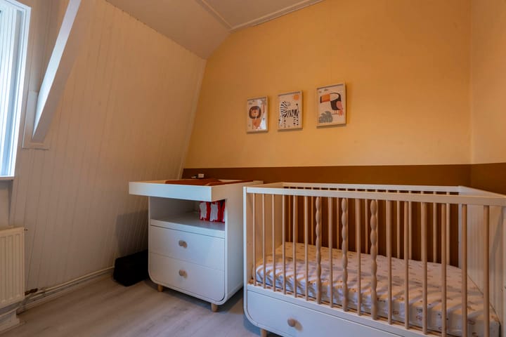 Foto 18 van Middenweg 48