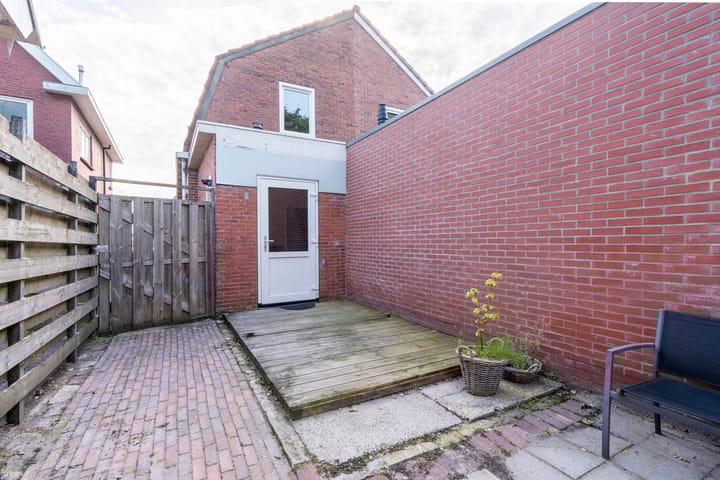 Foto 28 van Middenweg 48