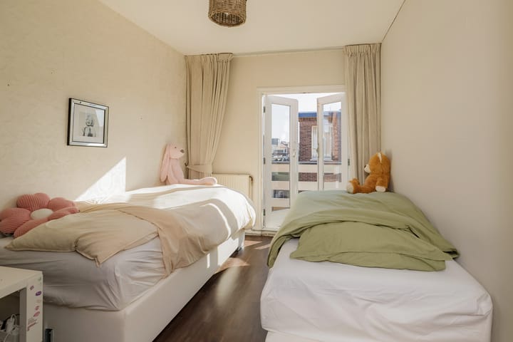 Foto 22 van Voltastraat 10