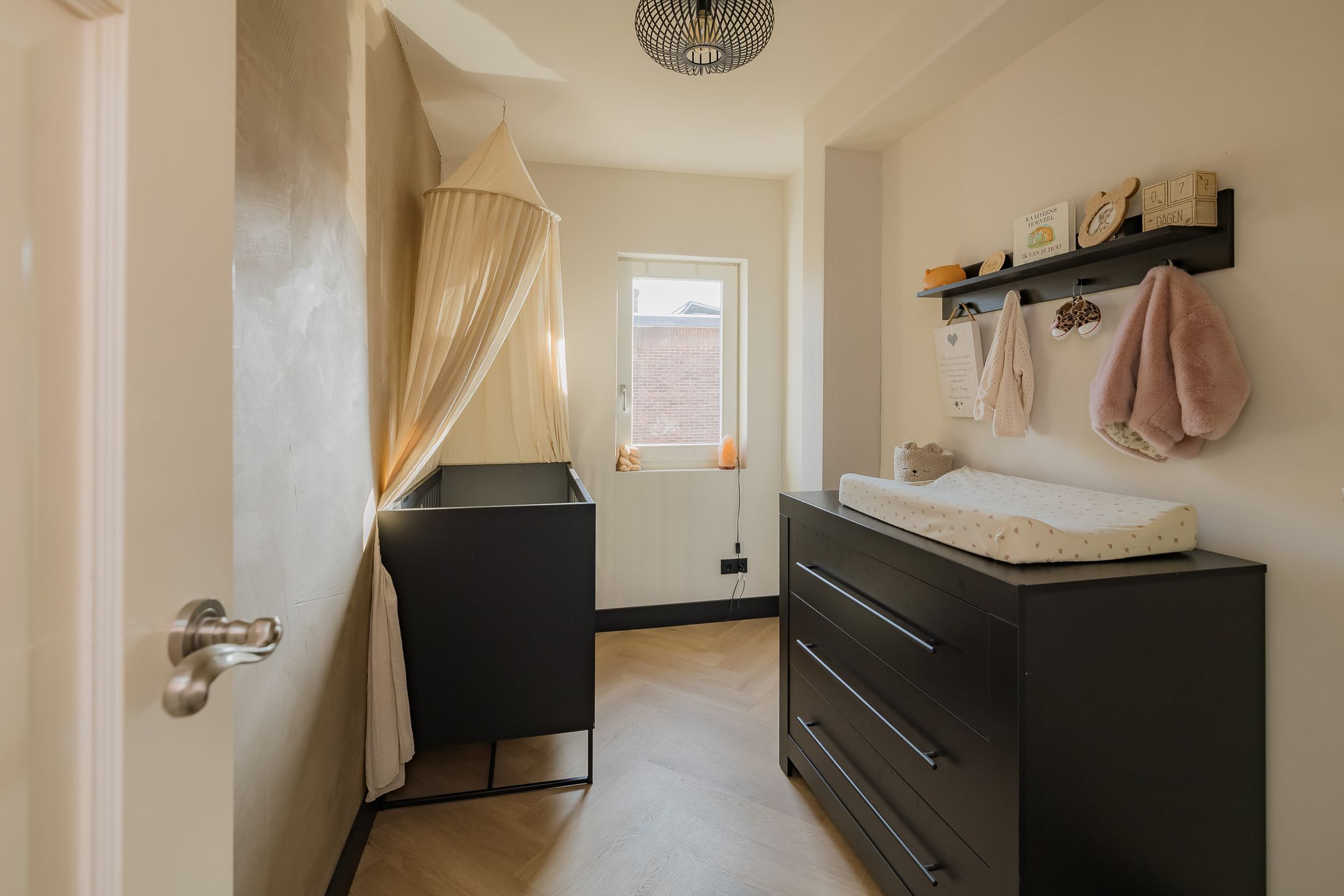 Foto 24 van Voltastraat 10