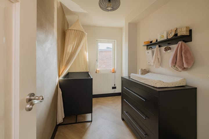 Foto 24 van Voltastraat 10