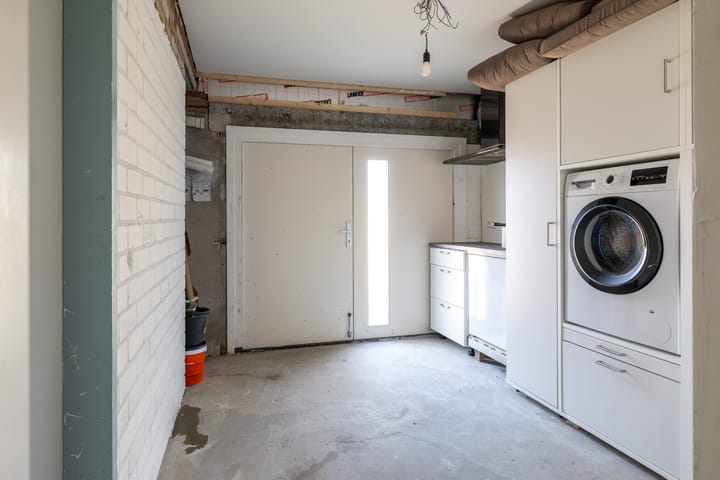 Photo 30 of Merlijnshof 12