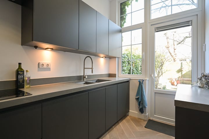 Foto 23 van Mesdagstraat 9