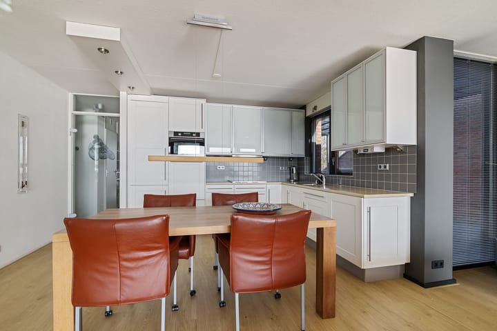 Foto 15 van De Fluessen 30