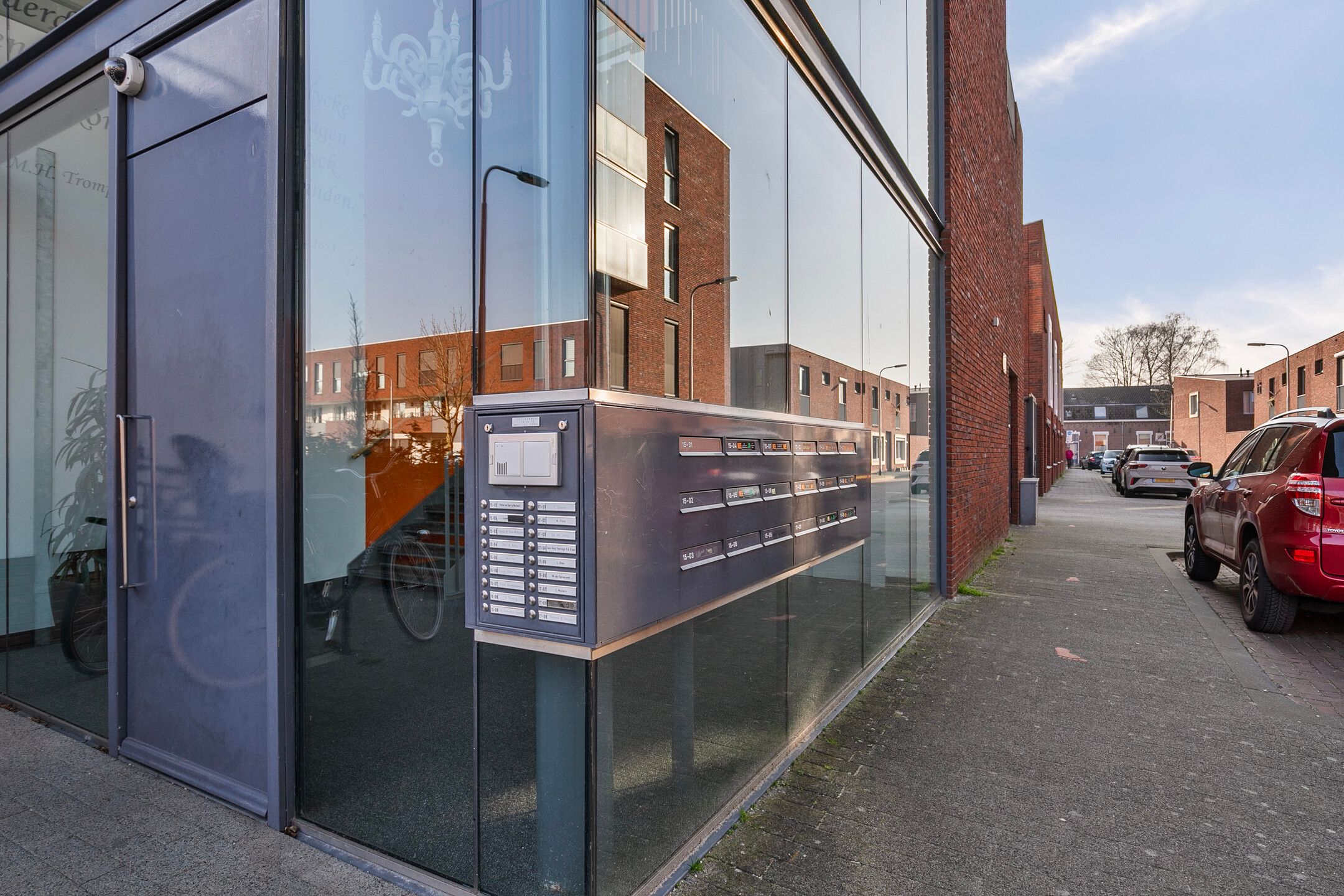 Foto 6 van Trompstraat 17-01