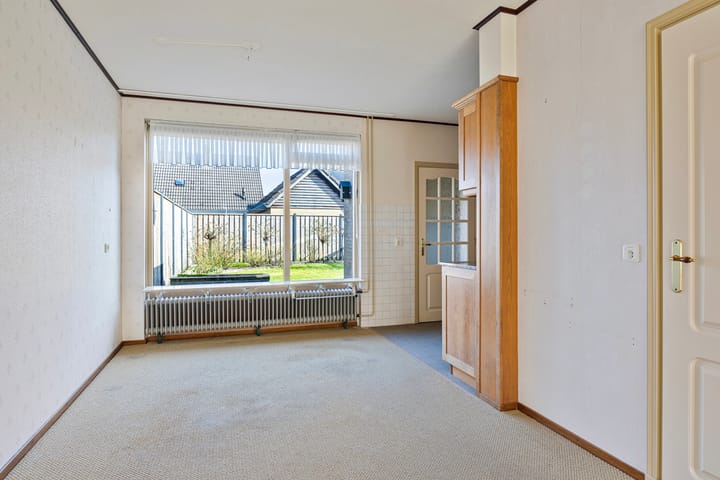 Photo 6 of Laweistraat 4