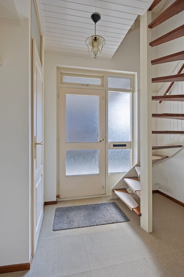 Photo 9 of Laweistraat 4