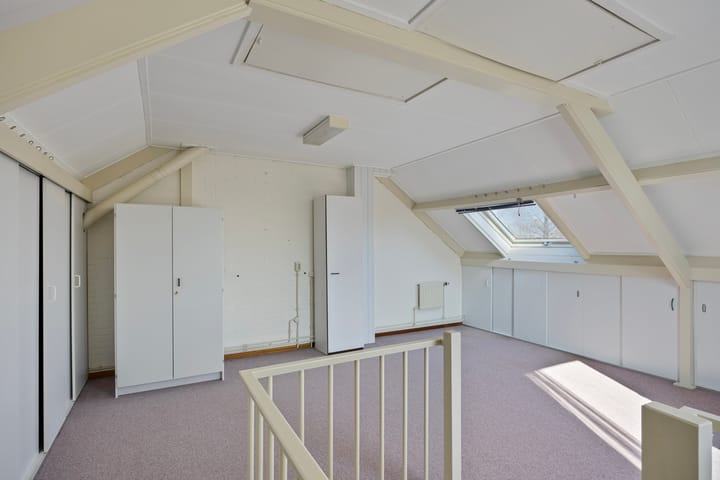 Photo 19 of Laweistraat 4