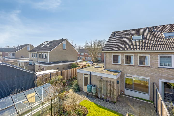 Photo 25 of Laweistraat 4