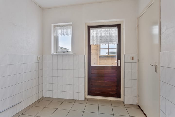 Foto 11 van Brânbuorren 6