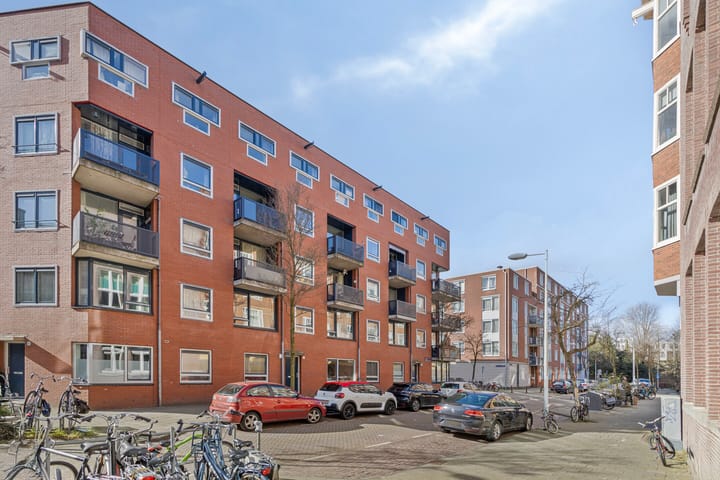 Photo 39 of President Brandstraat 7