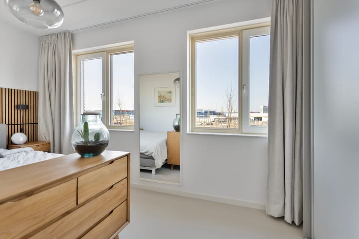 Photo 18 of Colognekaai 56