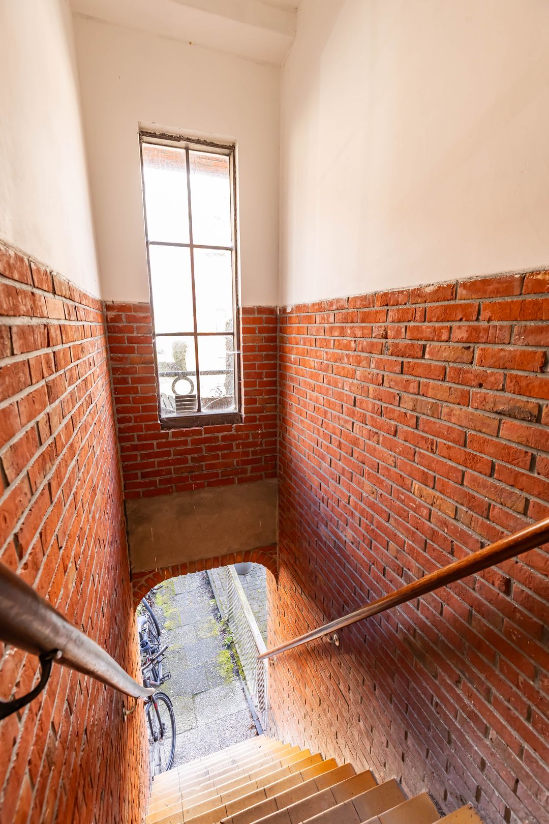 Foto 2 van Van Heemskerckstraat 20-B