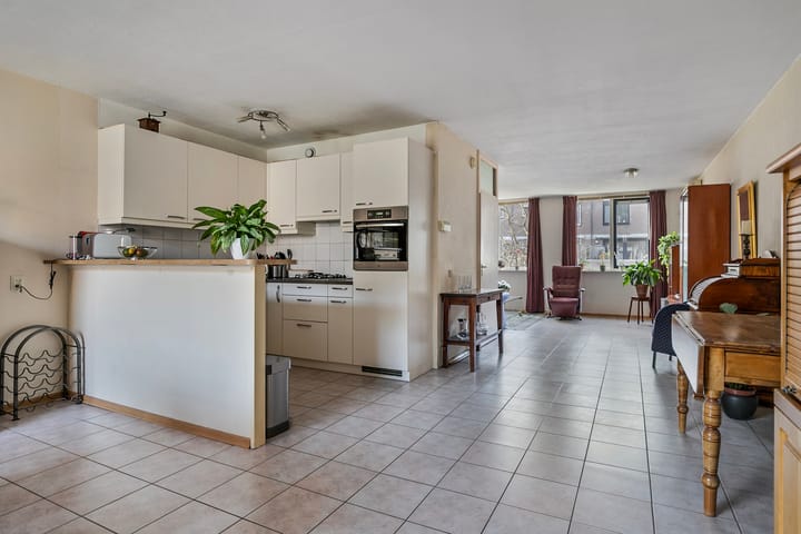 Foto 7 van Nettelhorst 104