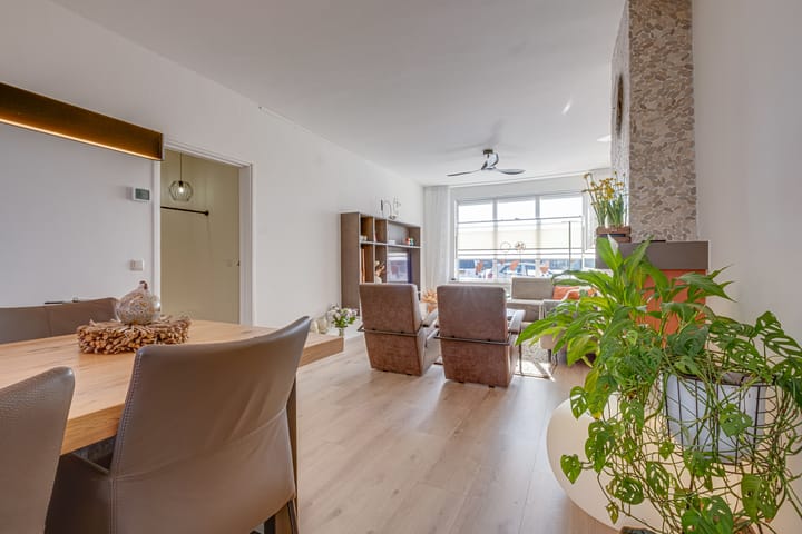 Foto 9 van Julianalaan 16