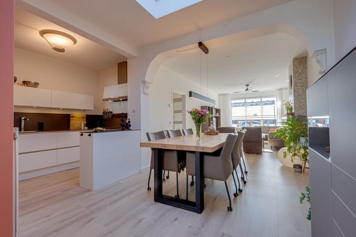 Foto 11 van Julianalaan 16