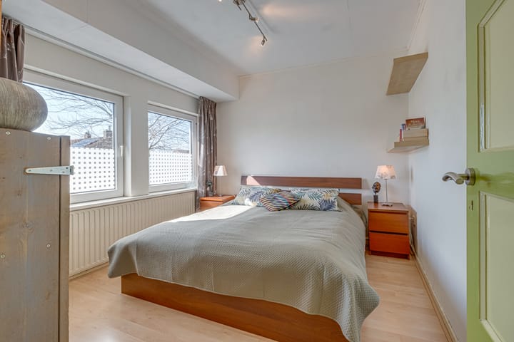 Foto 16 van Julianalaan 16