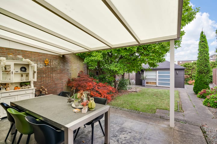 Foto 23 van Julianalaan 16