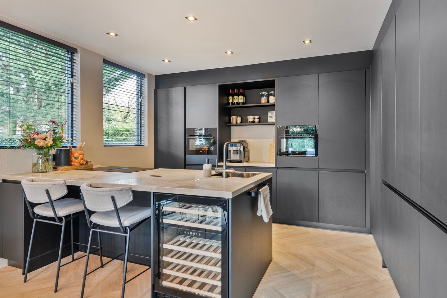 Foto 10 van Thorbeckelaan 7