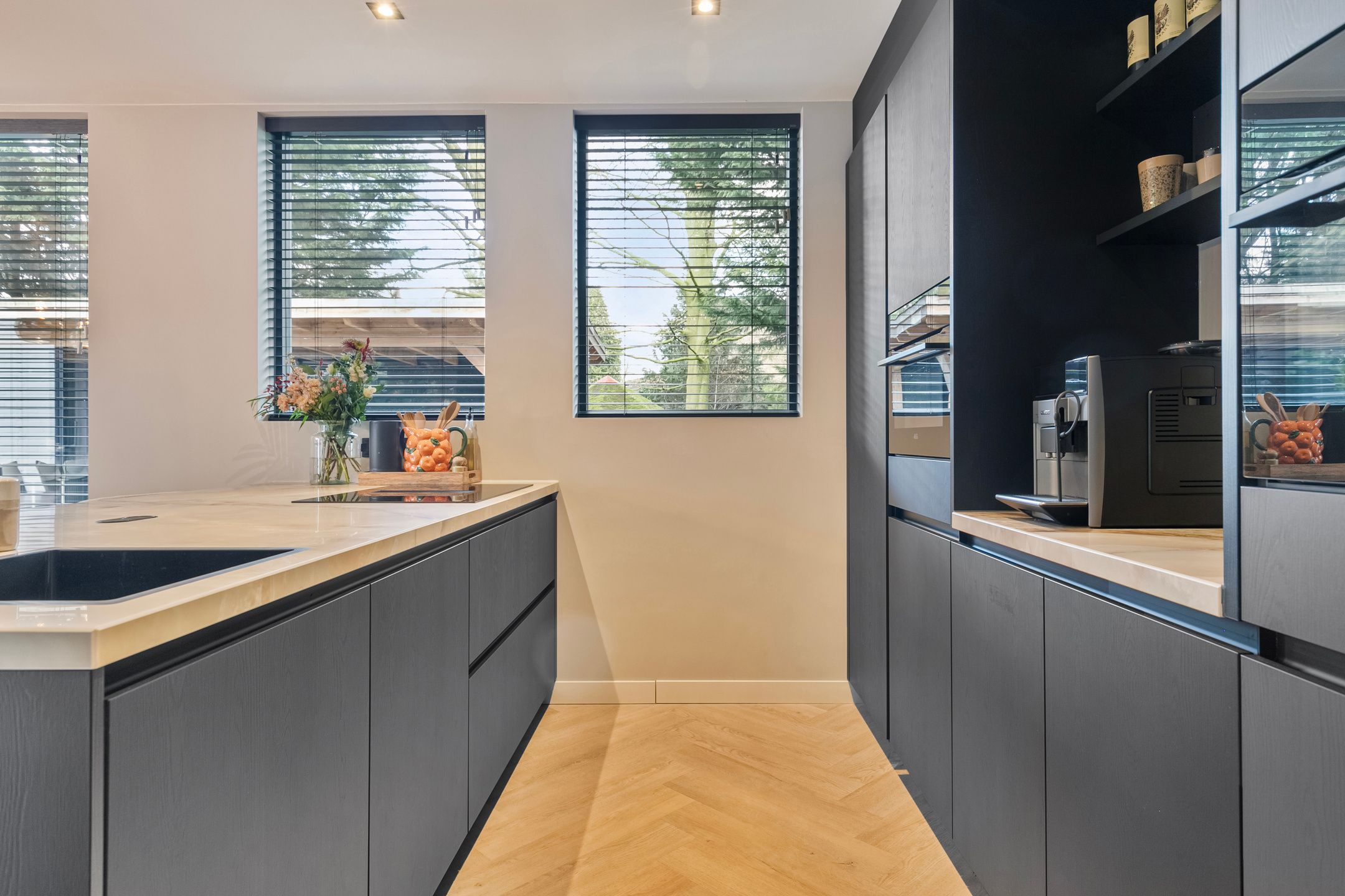 Foto 12 van Thorbeckelaan 7