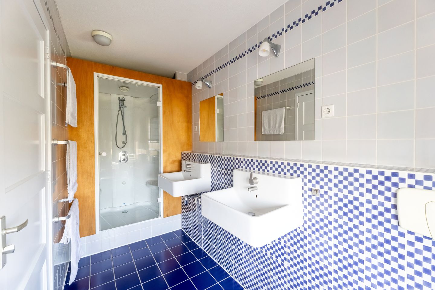 Foto 25 van Kenau Hasselaarstraat 545