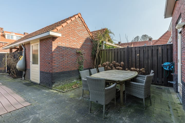 Foto 37 van Hans Vredeman de Vriesstraat 13