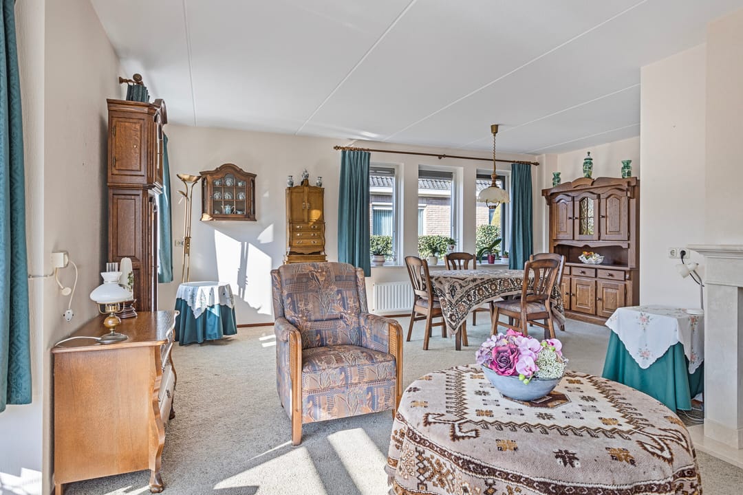 Foto 8 van Larenseweg 5