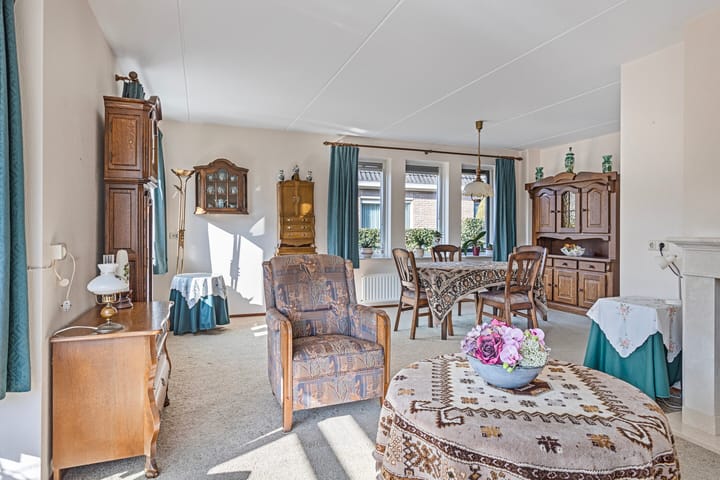 Foto 8 van Larenseweg 5