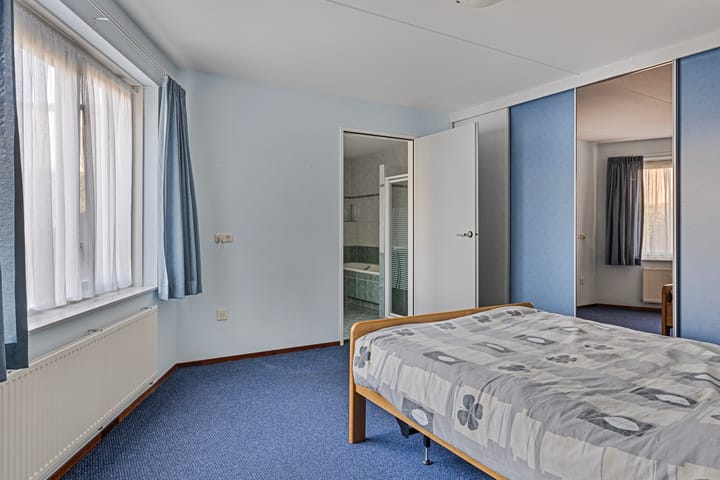 Foto 16 van Larenseweg 5