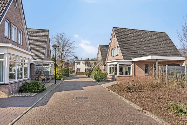 Foto 34 van Larenseweg 5