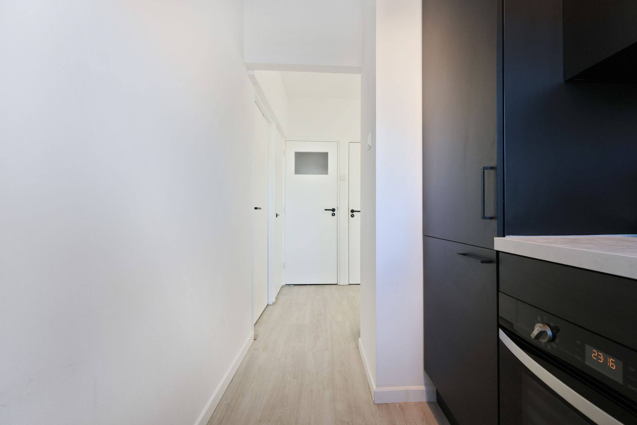 Foto 12 van Plantage 8-C