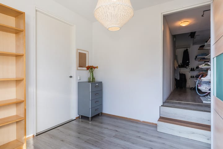 Foto 19 van Van Hogendorpstraat 38