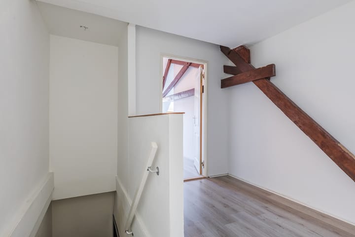 Foto 22 van Van Hogendorpstraat 38