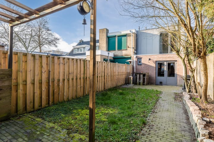 Foto 23 van Van Hogendorpstraat 38