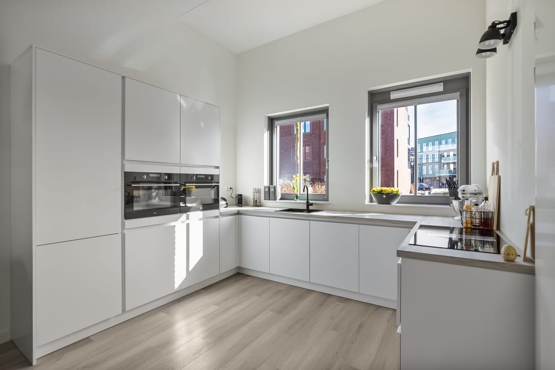 Foto 2 van Voorbuurt 50