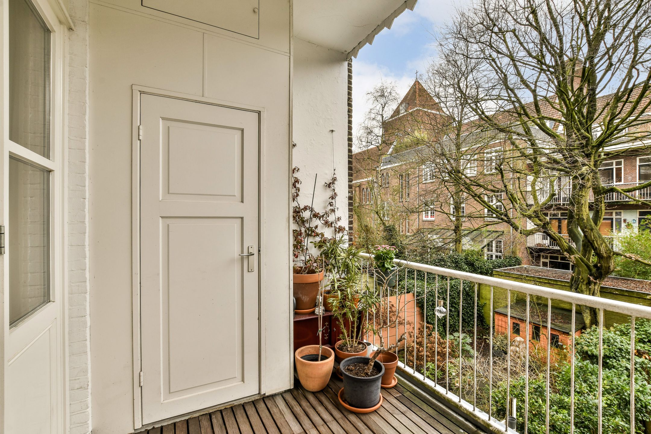 Foto 9 van Linnaeusparkweg 116-1