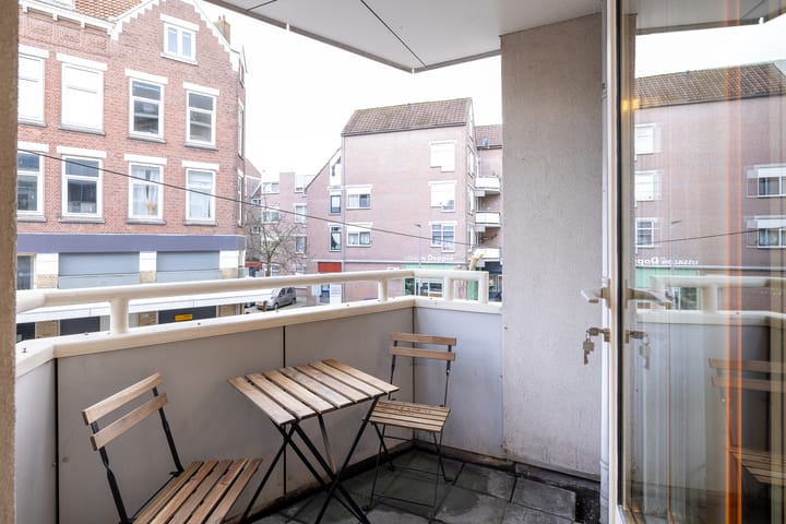 Photo 4 of Crooswijkseweg 91-D