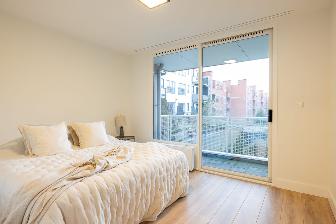 Photo 13 of Crooswijkseweg 91-D