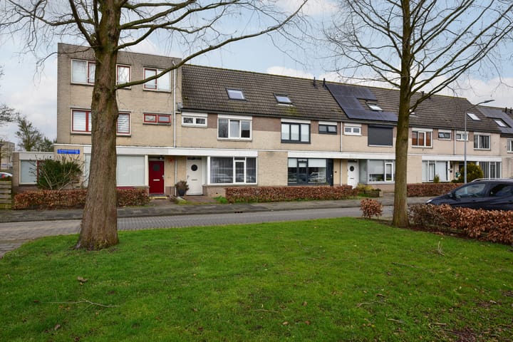 Photo 2 of Lotusbloemweg 31