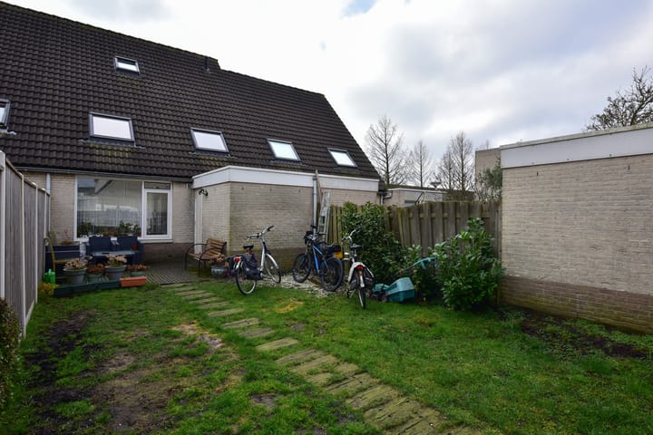 Photo 11 of Lotusbloemweg 31